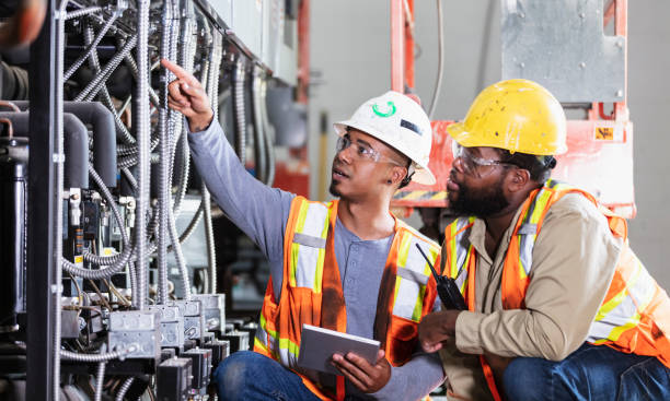 Best Emergency Electrician Near Me  in Lyons, OR