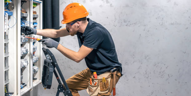 Best Licensed Electrician  in Lyons, OR
